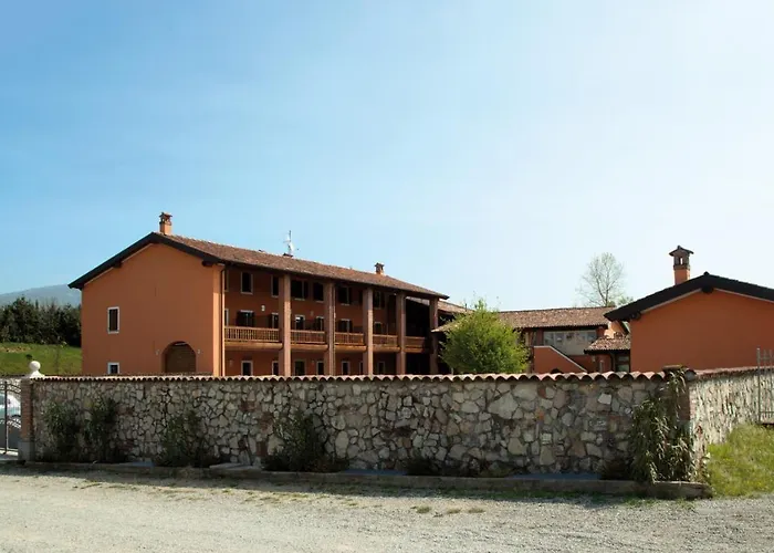 Cascina VoltaBed and Breakfast